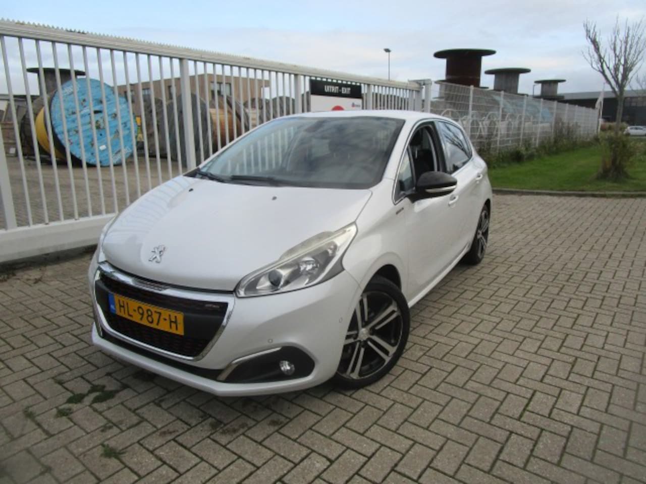 Peugeot 208 - 1.2 PureTech GT-line Automaat, Lees tekst!! - AutoWereld.nl