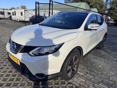 Nissan Qashqai - 1.2 Connect Edition Automaatbak niet 100%