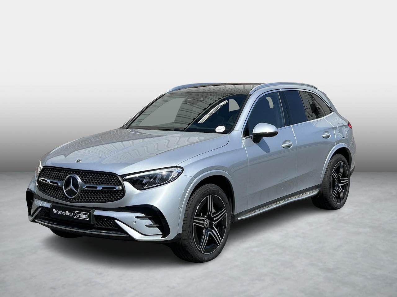 Mercedes-Benz GLC-klasse - 300e 4MATIC AMG Line | Panoramadak | RijAssistentie PLUS | Burmester 3D Sound | Trekhaa - AutoWereld.nl