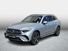 Mercedes-Benz GLC-klasse - 300e 4MATIC AMG Line | Panoramadak | RijAssistentie PLUS | Burmester 3D Sound | Trekhaa