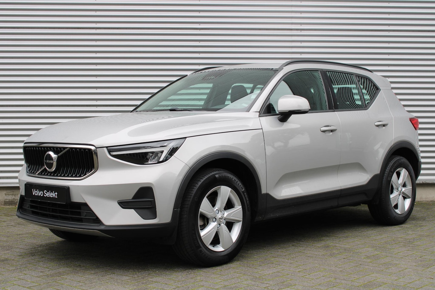 Volvo XC40 - 2.0 B3 Essential | Adaptieve Cruise Control Met Stuurhulp | BLIS | Stuurverwarming | Stoel - AutoWereld.nl