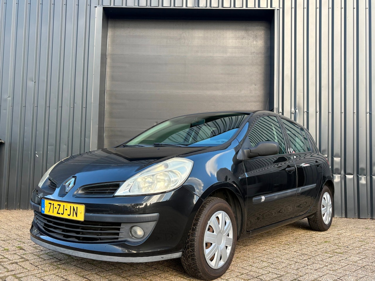 Renault Clio - 1.2-16V Special Line-Airco-5drs-NWE APK-NAP - AutoWereld.nl