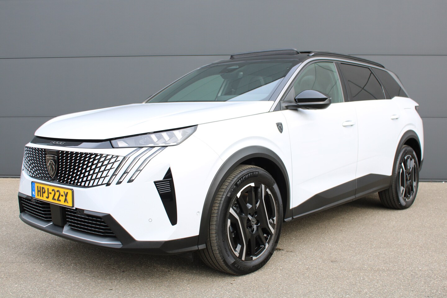 Peugeot 5008 - 1.6 Plug-in Hybrid 195 GT | Automaat | Panorama/schuifdak | Luxe stoelen | Origineel NL au - AutoWereld.nl