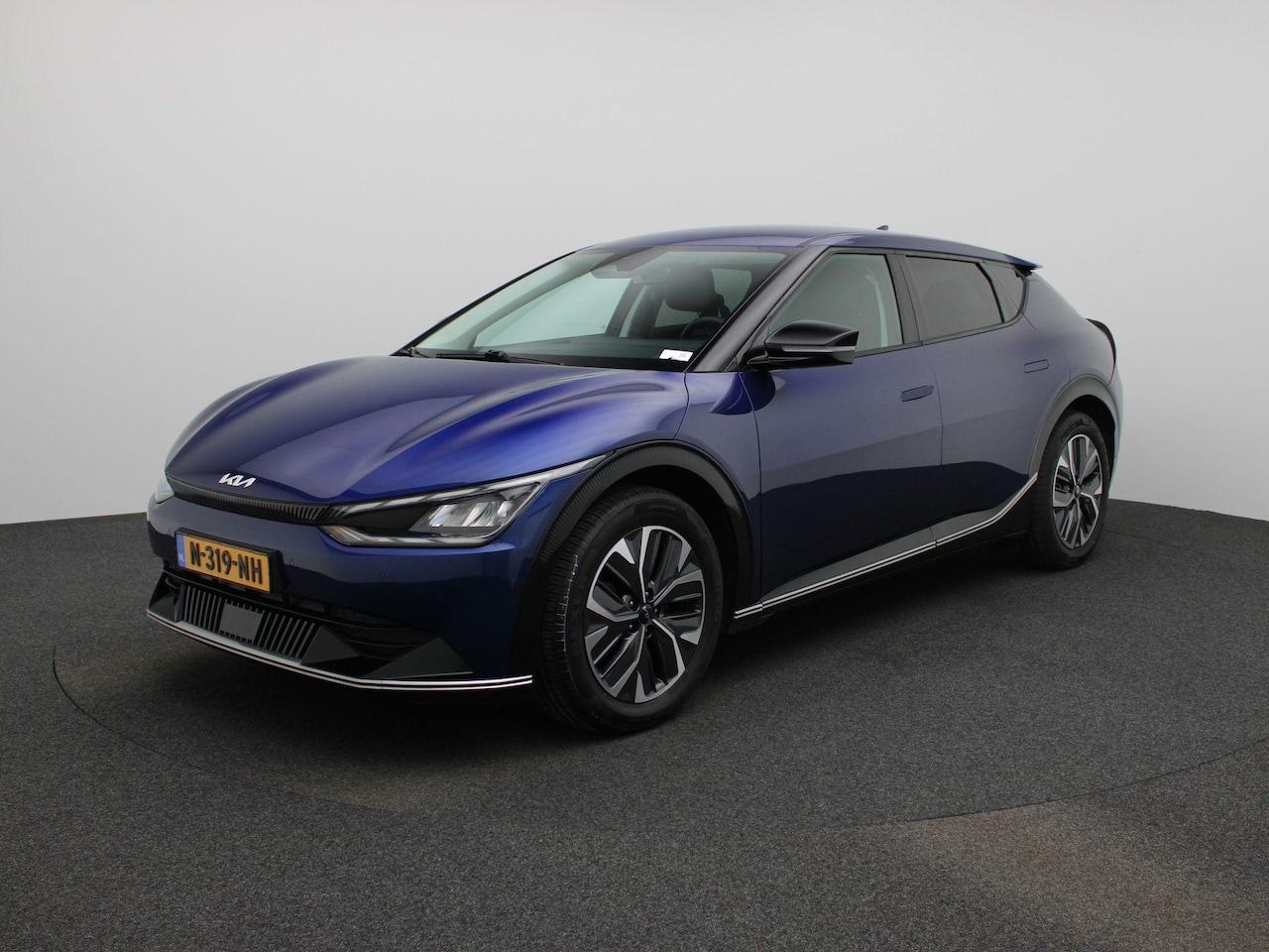 Kia EV6 - Plus 77.4 kWh | Voorstoelen Verwarmd/Gekoeld | Trekhaak | Achterbank Verwarmd | Warmtepomp - AutoWereld.nl