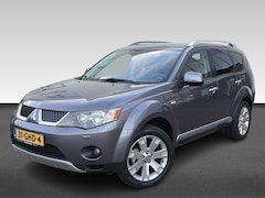Mitsubishi Outlander - 2.4 Instyle 7 persoons | Buitenspiegel elektr. verstel- en verwarmbaar | Buitenspiegel opk