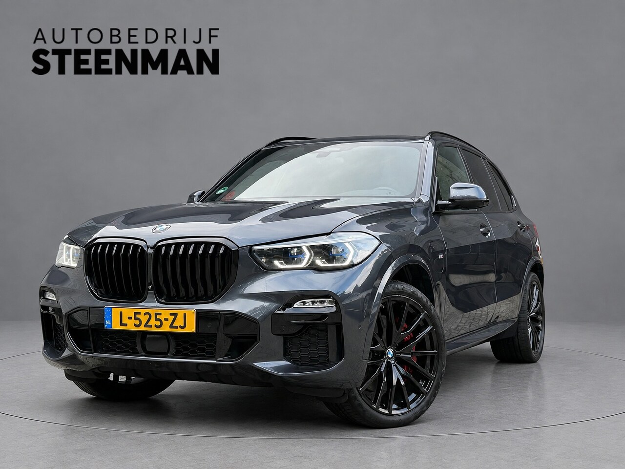 BMW X5 - XDrive45e High Executive | B&W | Skylounge | M Seats | Laser - AutoWereld.nl