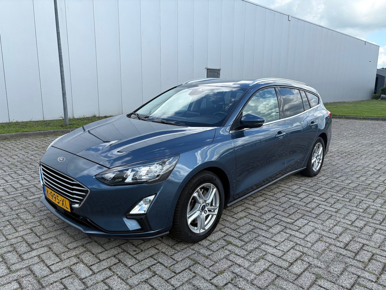 Ford Focus Wagon - 1.0 EcoBoost Trend Edition Business 1.0 EcoBoost Trend Edition Business , Airco, Navigatie - AutoWereld.nl