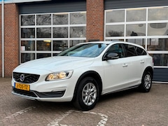 Volvo V60 Cross Country - 2.0 D3 Momentum, Navi, cruise, stoelverw, trekhaak