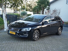 Volvo V60 - 2.4 D6 AWD Plug-In Hybrid Summum Trekhaak Navi