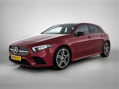 Mercedes-Benz A-klasse - 180 AMG Nightpakket | Sfeerverlichting | Stoelverwarming | DAB | LED | Parkeerpakket met C