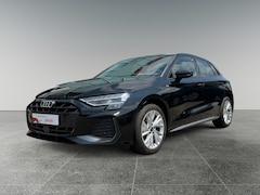 Audi A3 Sportback - 35 150pk TFSI S edition Parkeersensoren | Stoelverwarming | Adaptive Cruise Control