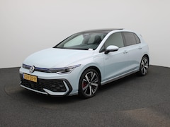 Volkswagen Golf - 1.5 eHybrid GTE 272 PK| Origineel Nederlands | 1e Eigenaar | Panoramadak | Trekhaak | 360