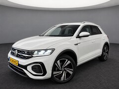 Volkswagen T-Roc - 1.0 TSI R-Line / Digitaal dashboard / Navigatie / App connect / Parkeersensoren V+A / P4
