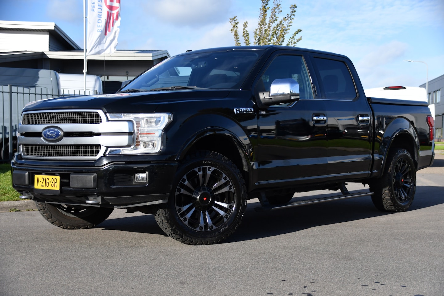 Ford F150 - USA 3.5 V6 Ecoboost SuperCrew Camera, Cruise, Carplay, Leder, Stoelverwarming, Automaat, L - AutoWereld.nl