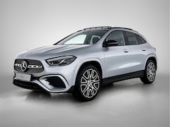 Mercedes-Benz GLA-Klasse - 250 e 140 Year Edition | Plus pakket | Nightpakket | Parkeerpakket | Trekhaak | Panoramasc
