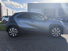 Toyota Aygo X - 1.0 VVT-i S-CVT Envy