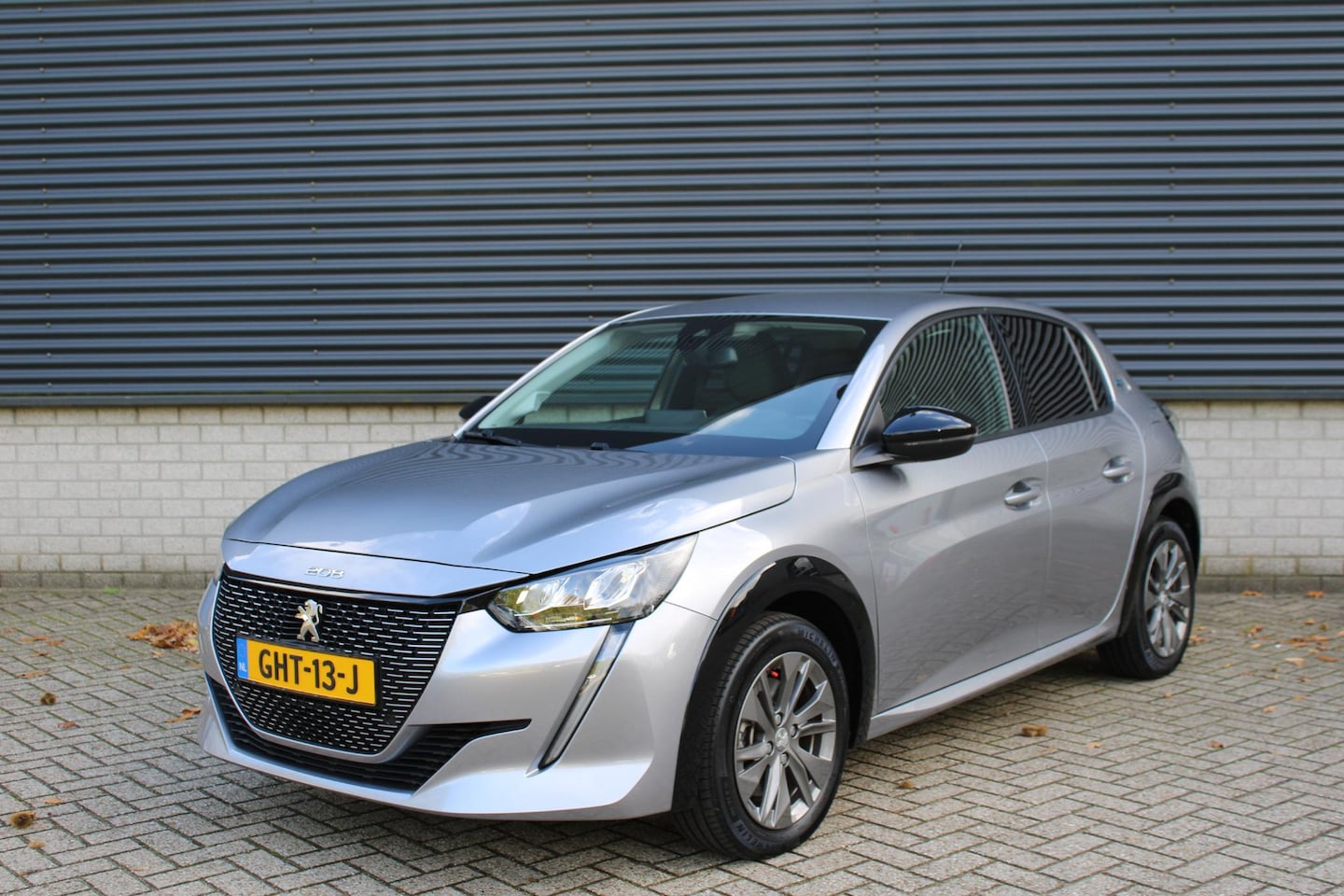 Peugeot e-208 - EV Active 50 kWh SOH 99,1% - AutoWereld.nl