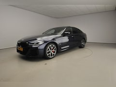 BMW 5-serie - Sedan 530e | M-Sportpakket | Laserlicht | Leder | HUD | Active cruise | Schuifdak | Trekha