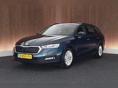 Skoda Octavia Combi - 1.0 e-TSI 110pk DSG Ambition Trekhaak Virtual Cockpit Navigatie Parkeersensoren