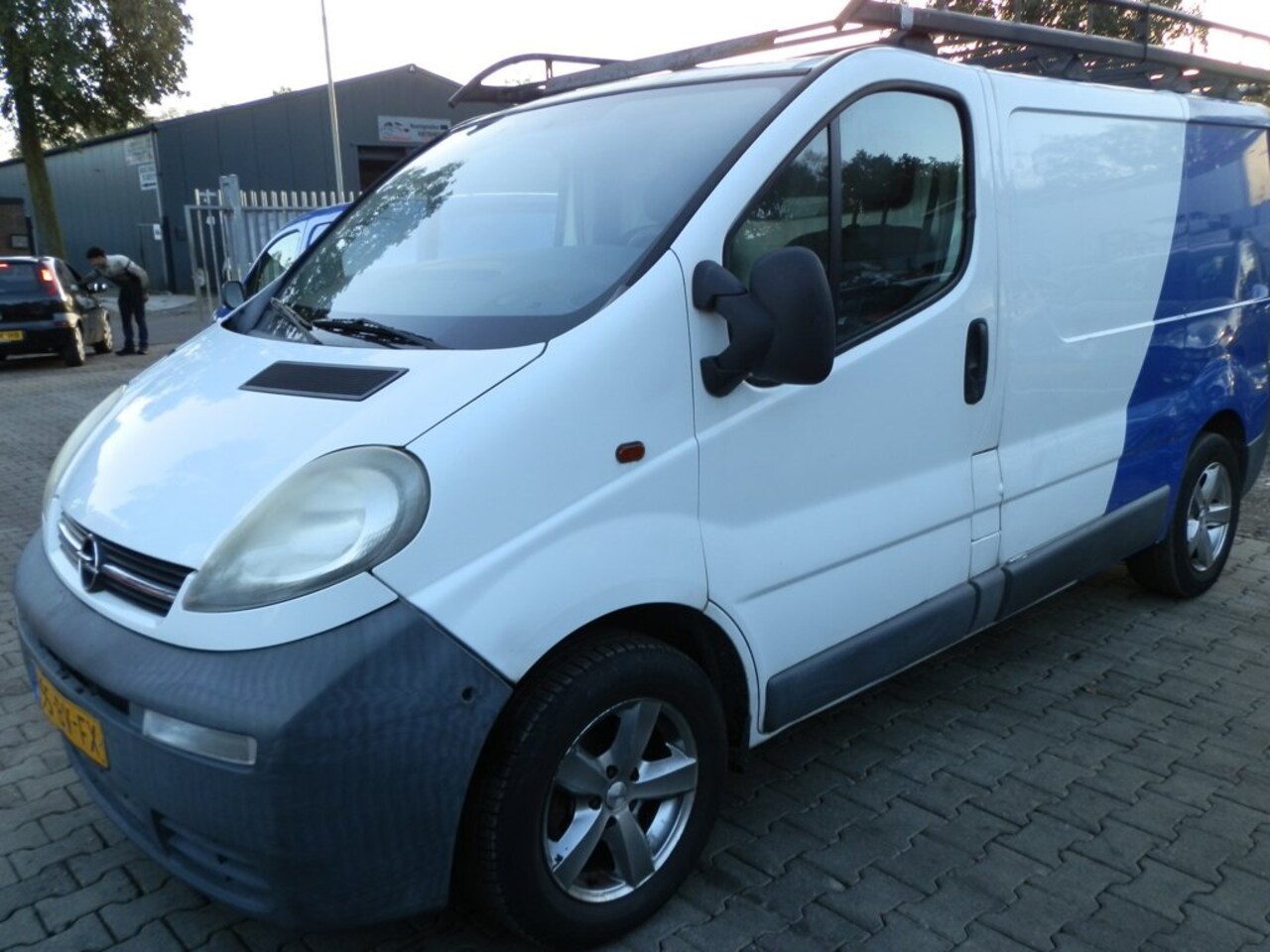 Opel Vivaro - 1.9 CDTI L1H1DC Elegance 1.9 CDTI L1H1DC Elegance - AutoWereld.nl