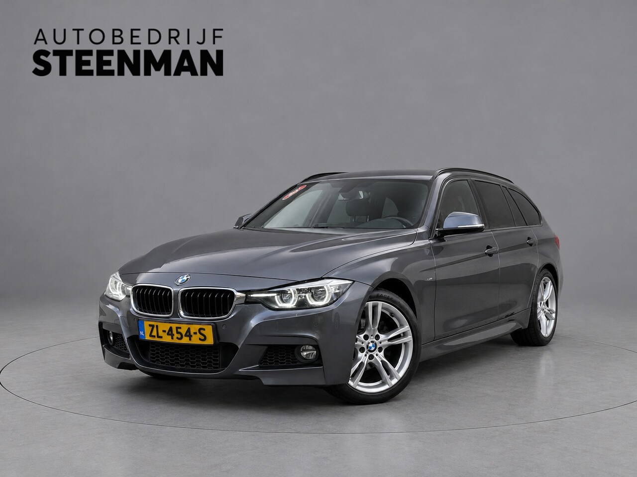 BMW 3-serie Touring - 318i M Sport Corporate Lease | Trekhaak - AutoWereld.nl