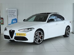 Alfa Romeo Giulia - 2.0 T Veloce AWD | Adapt. Cruise | Schuifdak | Camera | Memory | Elektr. Stoelen | Memory