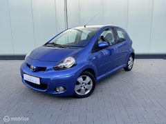 Toyota Aygo - 1.0-12V Dynamic Blue airco | elektische ramen