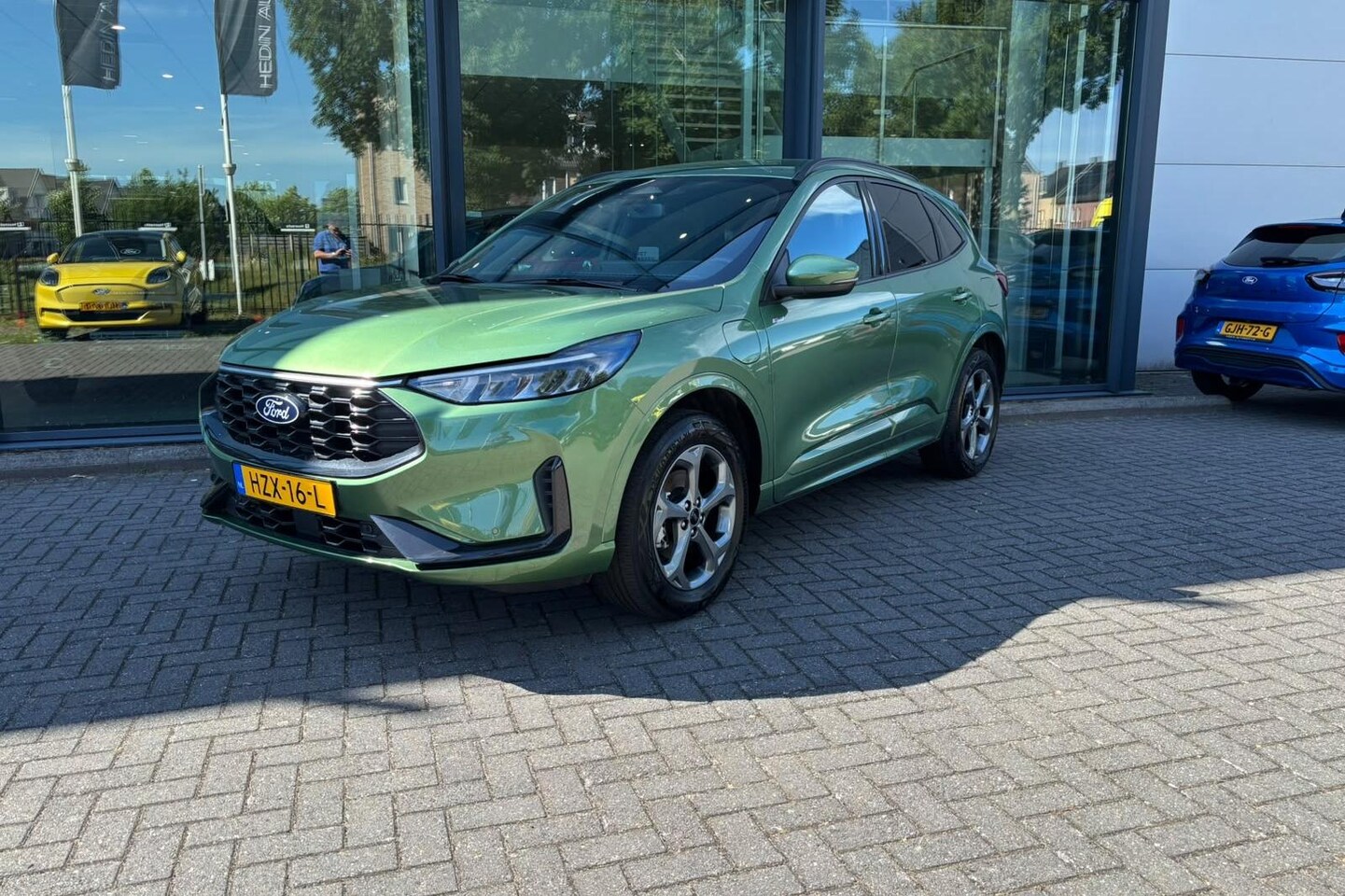 Ford Kuga - 2.5 PHEV ST-Line | Winter Pack | Navigatie | Camera | Carplay - AutoWereld.nl