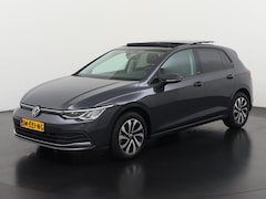 Volkswagen Golf - 1.0 eTSI Active DSG | Schuifdak | Zondag Open