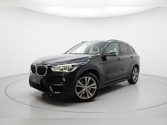 BMW X1 - SDrive18i High Executive TREKHAAK CAMERA