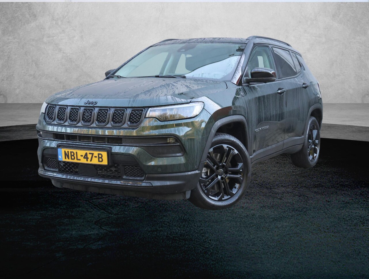 Jeep Compass - 4xe 240 Plug-in Hybrid Electric Trailhawk Schuifkanteldak | Stoelverwarming | Elec.Achterk - AutoWereld.nl