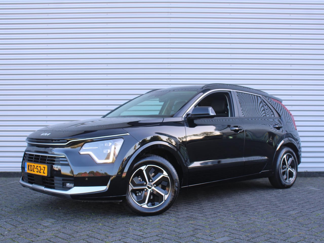 Kia Niro - 1.6 GDi Hybrid DynamicPlusLine | Schuif-/kanteldak | Stuur-/stoelverwarming | Cruise adapt - AutoWereld.nl