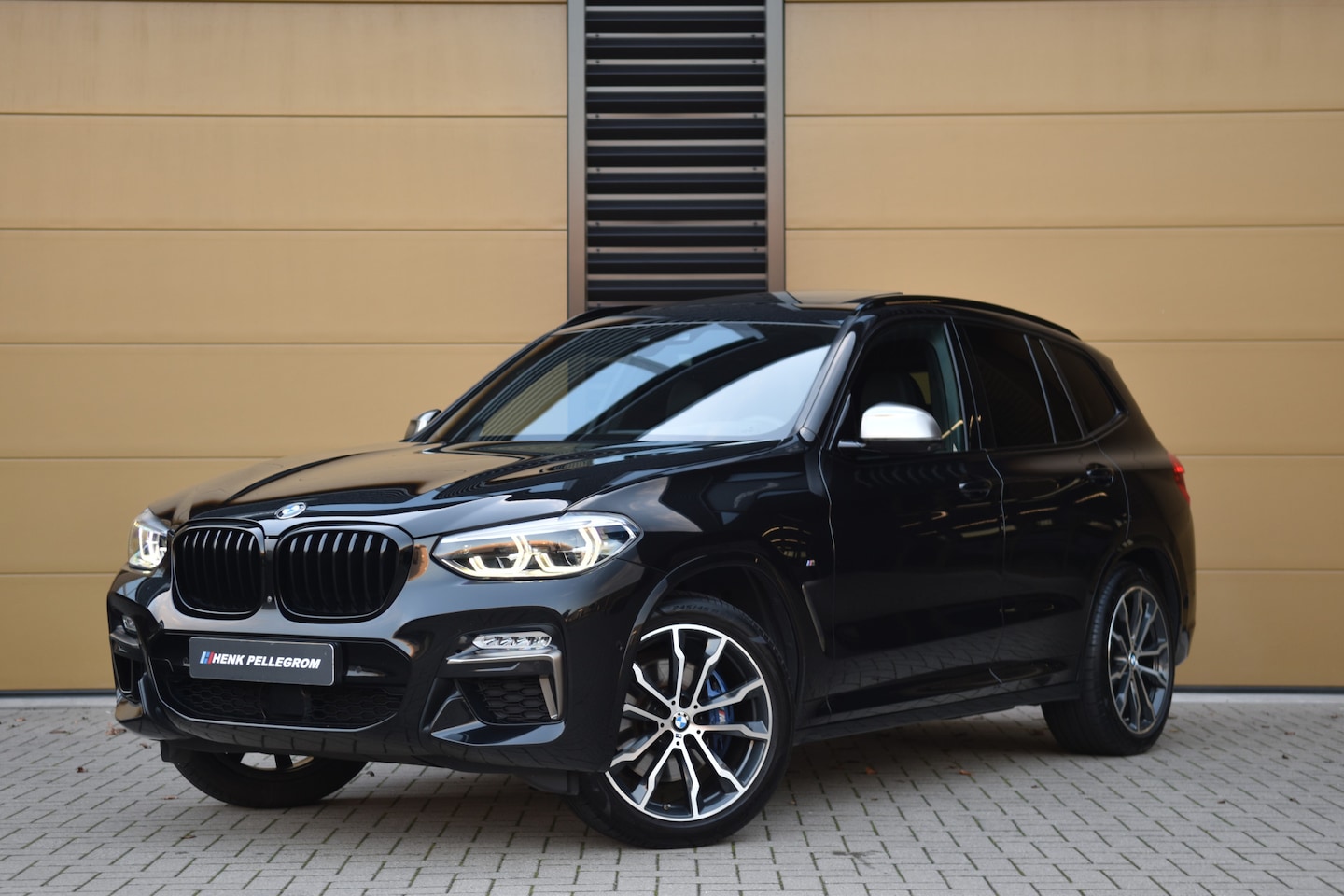 BMW X3 - M40i xDrive High Executive * Panoramadak * Trekhaak * Harman/Kardon * Camera * M-Sportremm - AutoWereld.nl