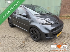Peugeot 107 - 1.0-12V Sublime sport uitgevoerd