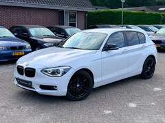 BMW 1-serie - 116i Business+ Automaat|Nieuwe Ketting + Klepseals|Xenon|Pdc V+A|18 inch|Cruise control|Cl