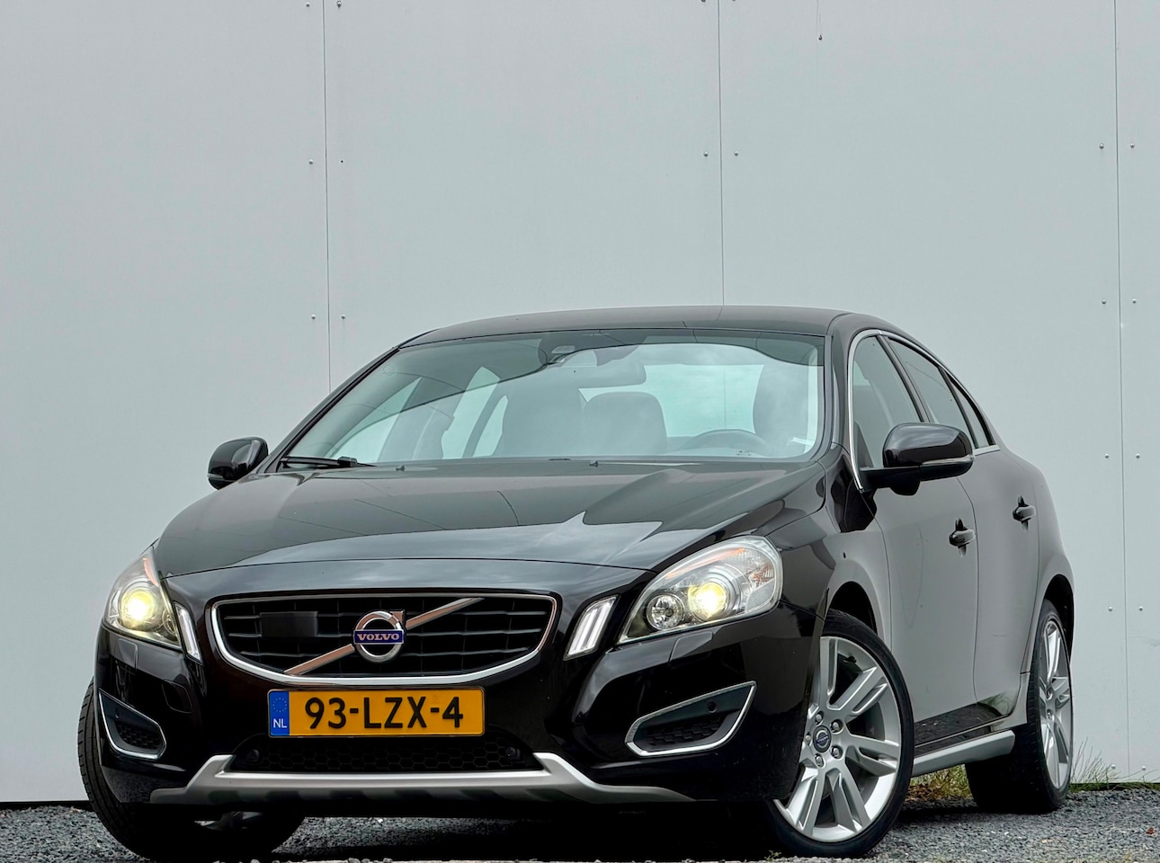 Volvo S60 - 2.0T Summum | 2010 | Automaat | Trekhaak | ACC | - AutoWereld.nl