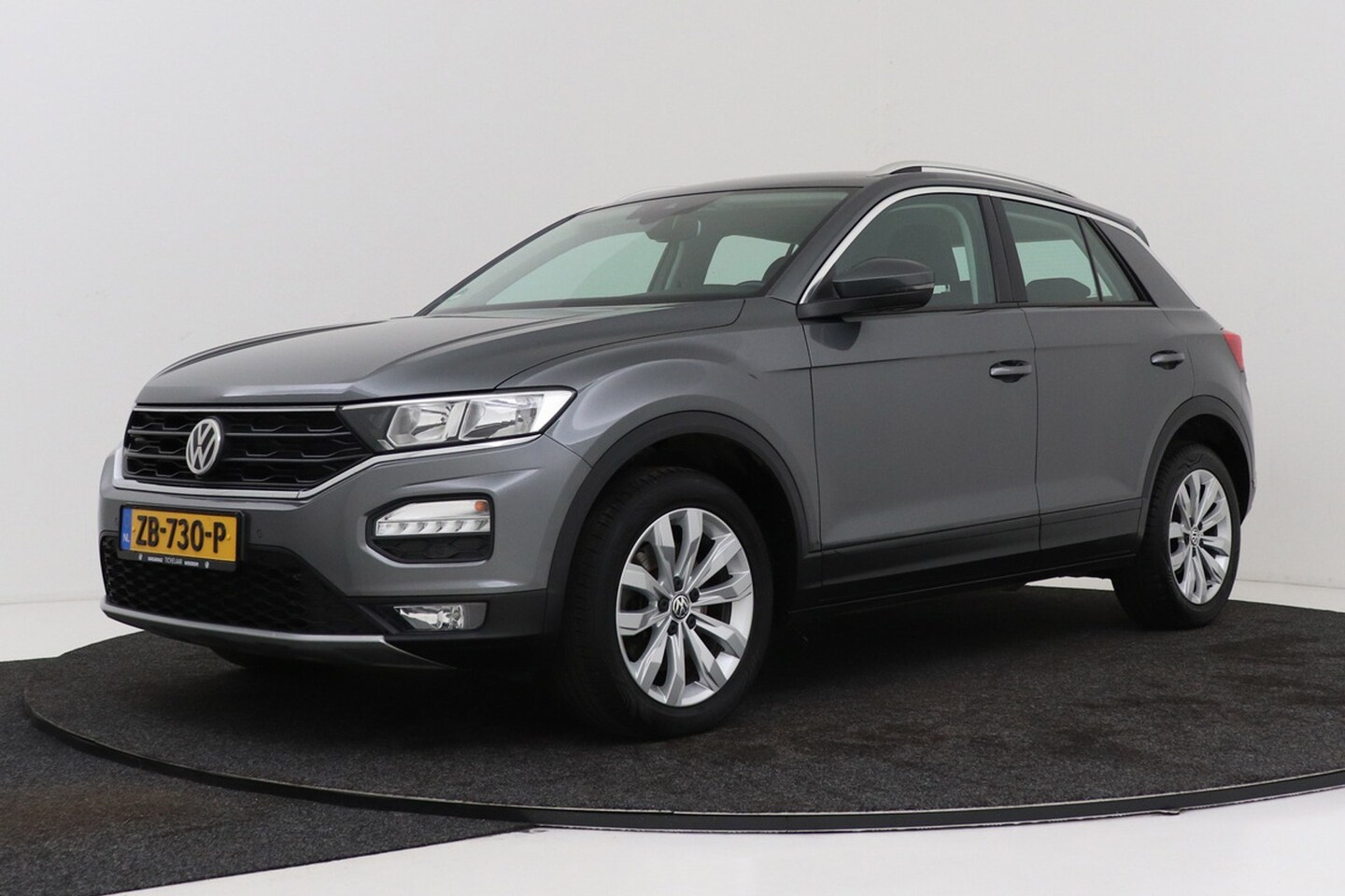 Volkswagen T-Roc - 1.5 TSI Sport | Trekhaak | Camera | Adap. Cruise | Climate Control | - AutoWereld.nl