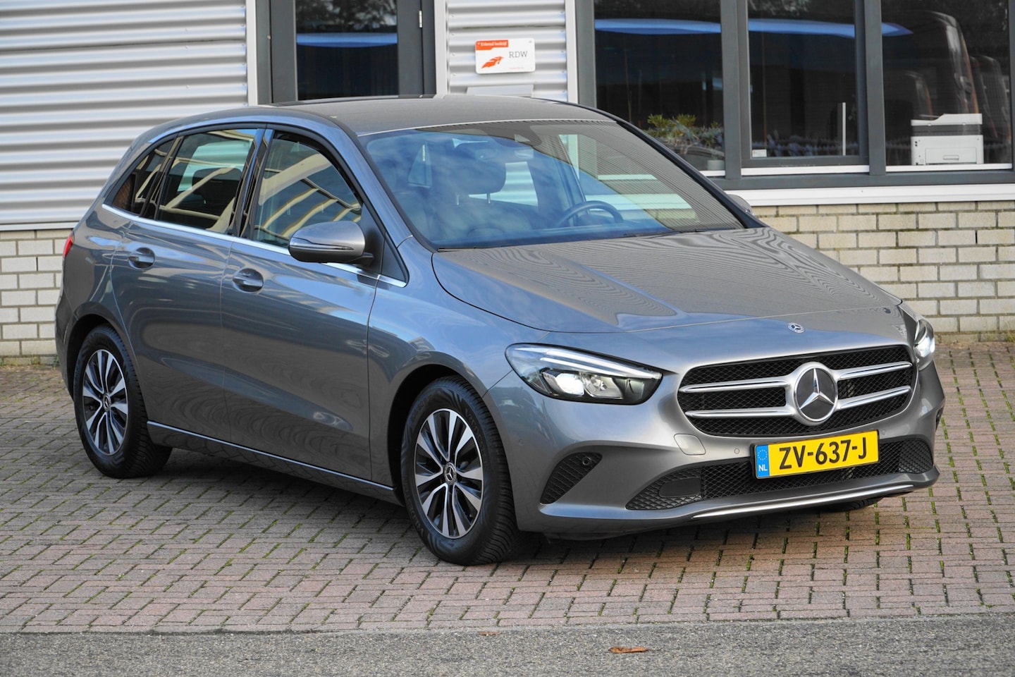 Mercedes-Benz B-klasse - 180 Business WIDESCREEN - AutoWereld.nl