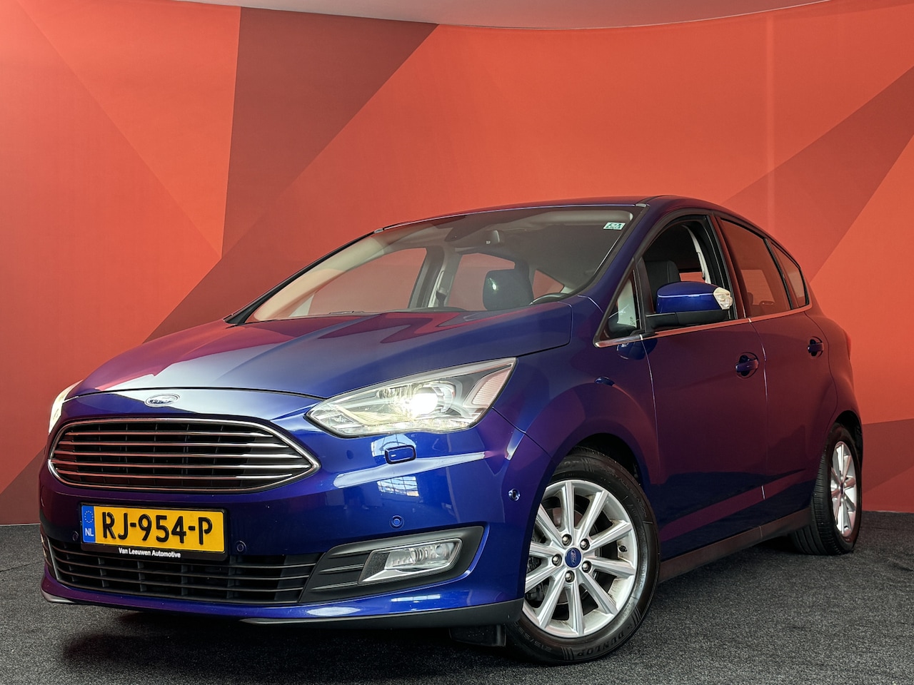 Ford C-Max - 1.0 Titanium | Nieuw Binnen! | Winterpack | Navi | Cruise - AutoWereld.nl