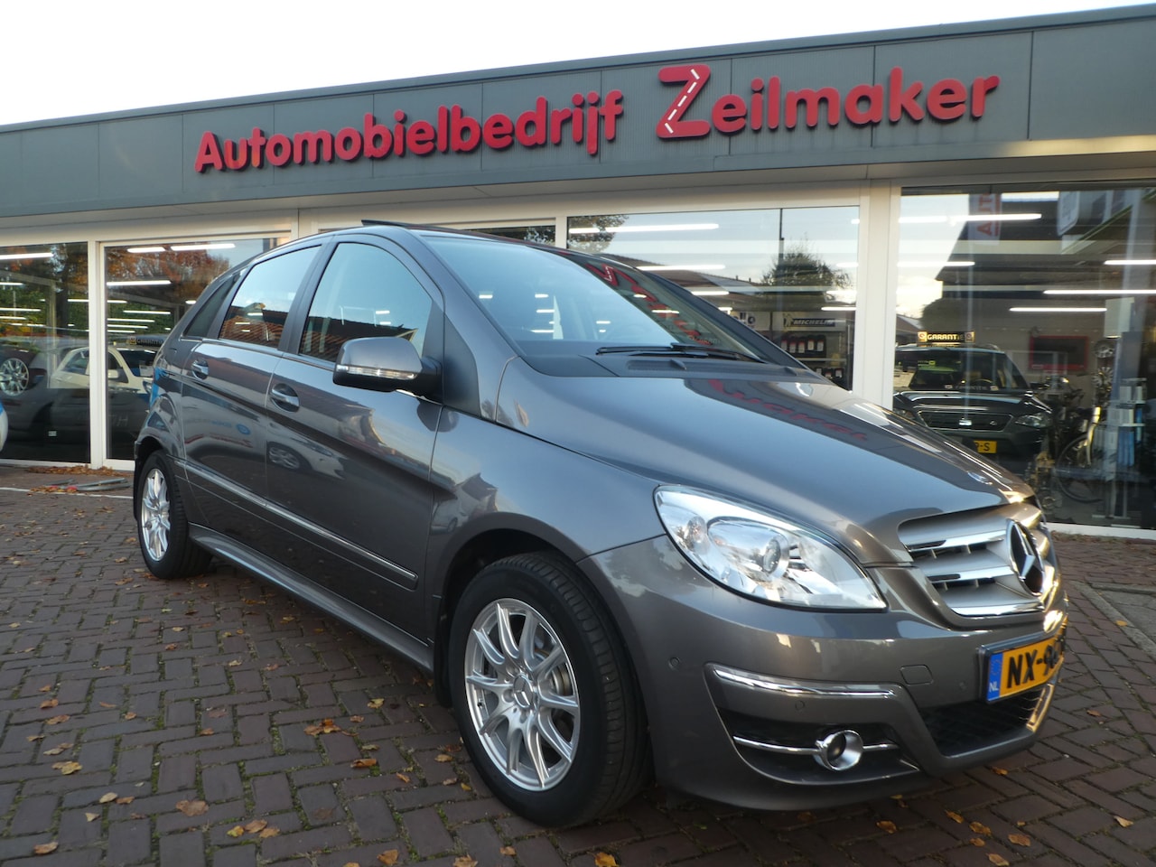 Mercedes-Benz B-klasse - 200 Automaat, Ambition, Clima, Schuifdak, Trekhaak, LM Velgen - AutoWereld.nl