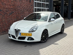 Alfa Romeo Giulietta - 1.4 T Distinctive ClimateControl/Airco/Cruise