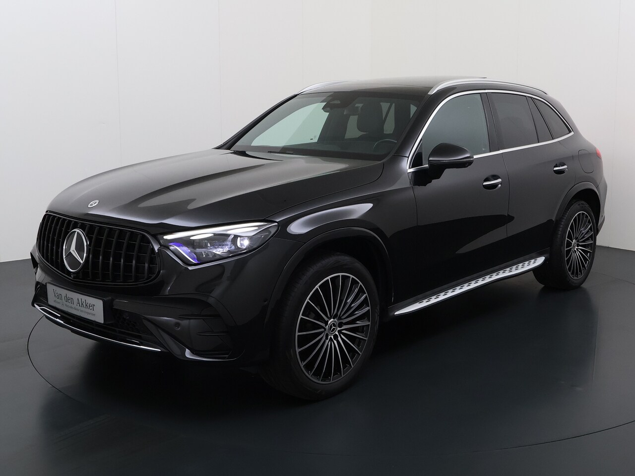 Mercedes-Benz GLC-klasse - 300e AMG 4MATIC // SOH 95% // Panoramadak // Burmester // Memory // 20" AMG Velgen // 360 - AutoWereld.nl
