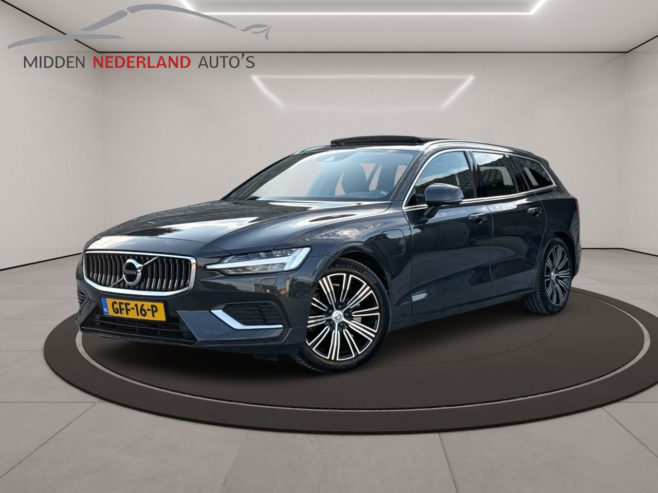 Volvo V60 - 2.0 T8 Twin Engine AWD R-Design * INSCRIPTION * HUD * CAMERA * CARPLAY * - AutoWereld.nl