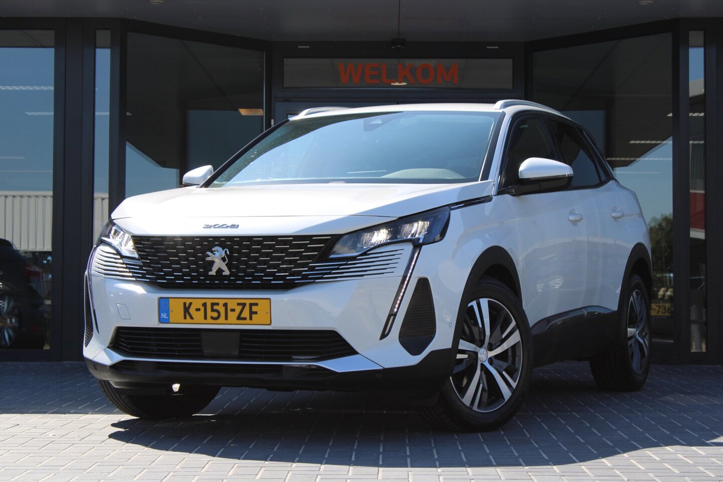 Peugeot 3008 - 1.2 PureTech Blue Lease Allure 1.2 PureTech Blue Lease Allure - AutoWereld.nl