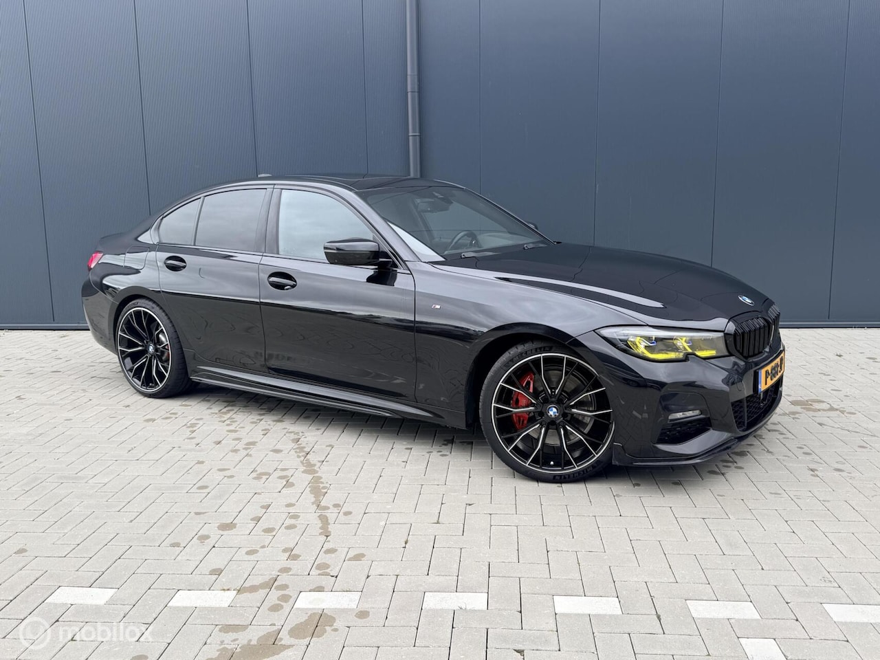 BMW 3-serie - 330d xDrive High Executive 330d xDrive High Executive - AutoWereld.nl