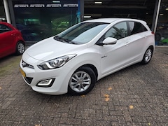 Hyundai i30 - 1.6 GDI i-Motion Plus | NIEUWE APK | NAVI | CAMERA | CRUISE | LMV | GOED ONDERHOUDEN |