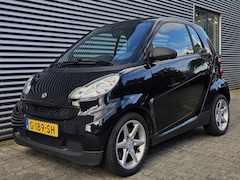 Smart Fortwo coupé - 1.0 mhd Passion AUT 71Pk 06-2011 Zwart Metallic *AIRCO
