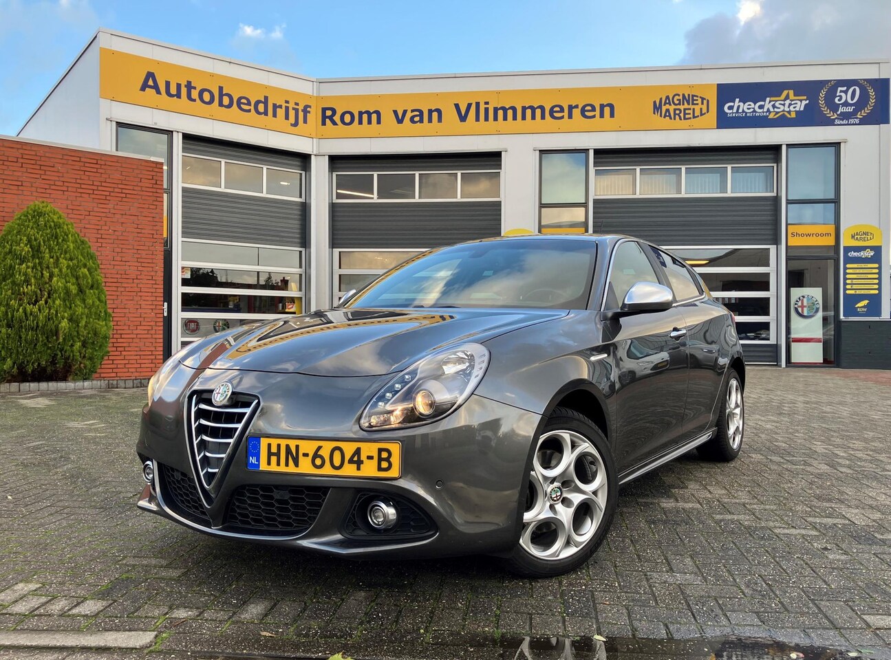 Alfa Romeo Giulietta - 1.4 Turbo Multiair Exclusive | Zeer goed onderhouden | - AutoWereld.nl