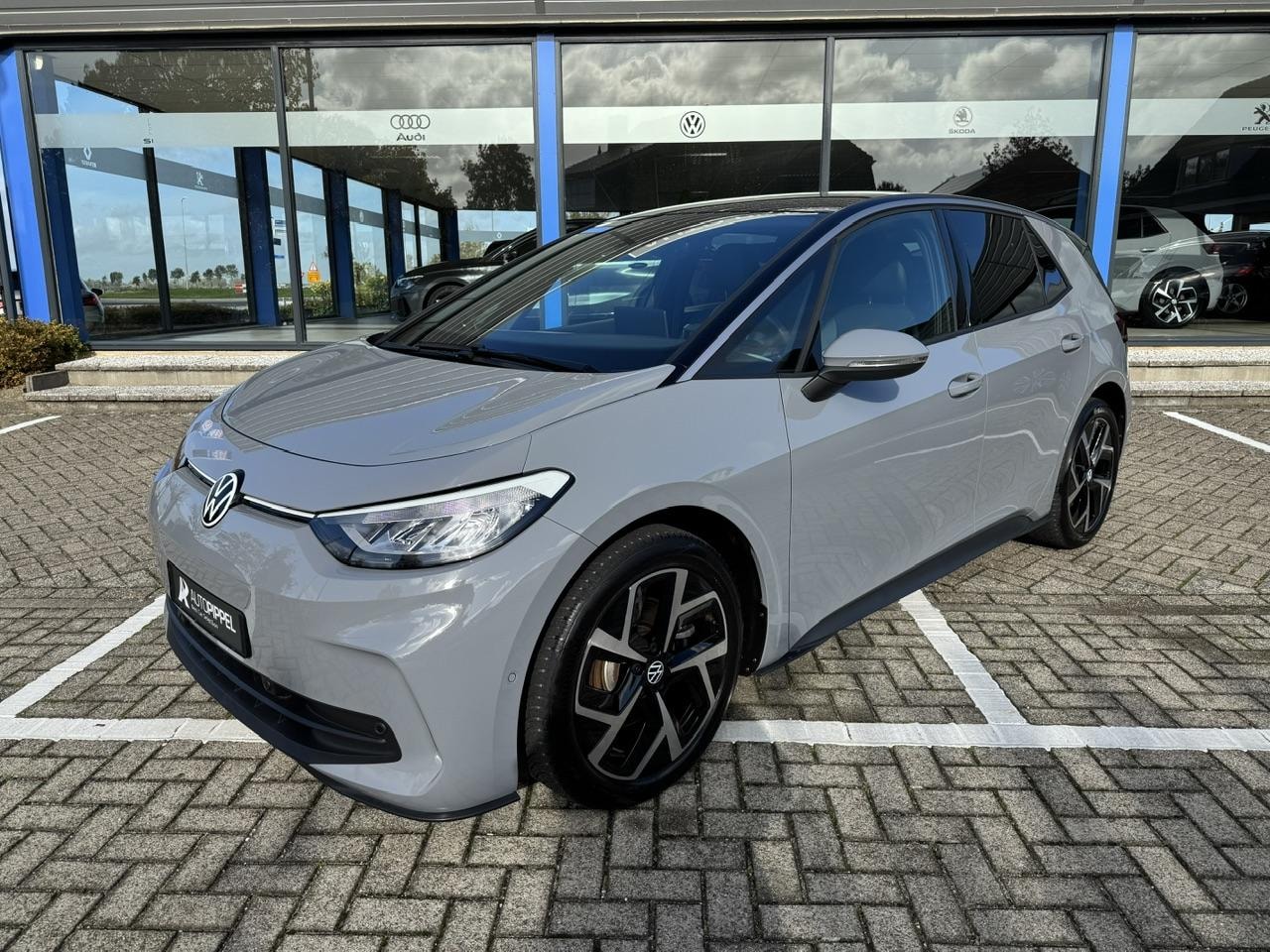 Volkswagen ID.3 - Pro |App-conn. |ACC |Navi | Moonst.grey | stoel-Massage+memo | LMV20" | 1e eig. - AutoWereld.nl