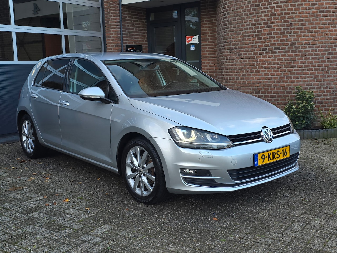 Volkswagen Golf - 1.4 TSI Highline Led |Stoelverwarming |Trekhaak - AutoWereld.nl